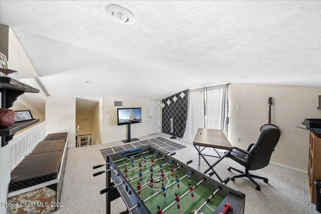 Photo of 311 Cocoa Avenue