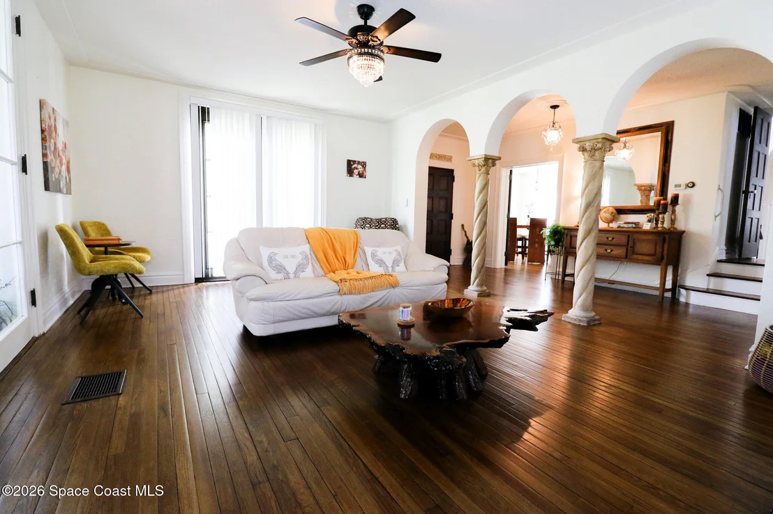 Photo of 130 Valencia Road