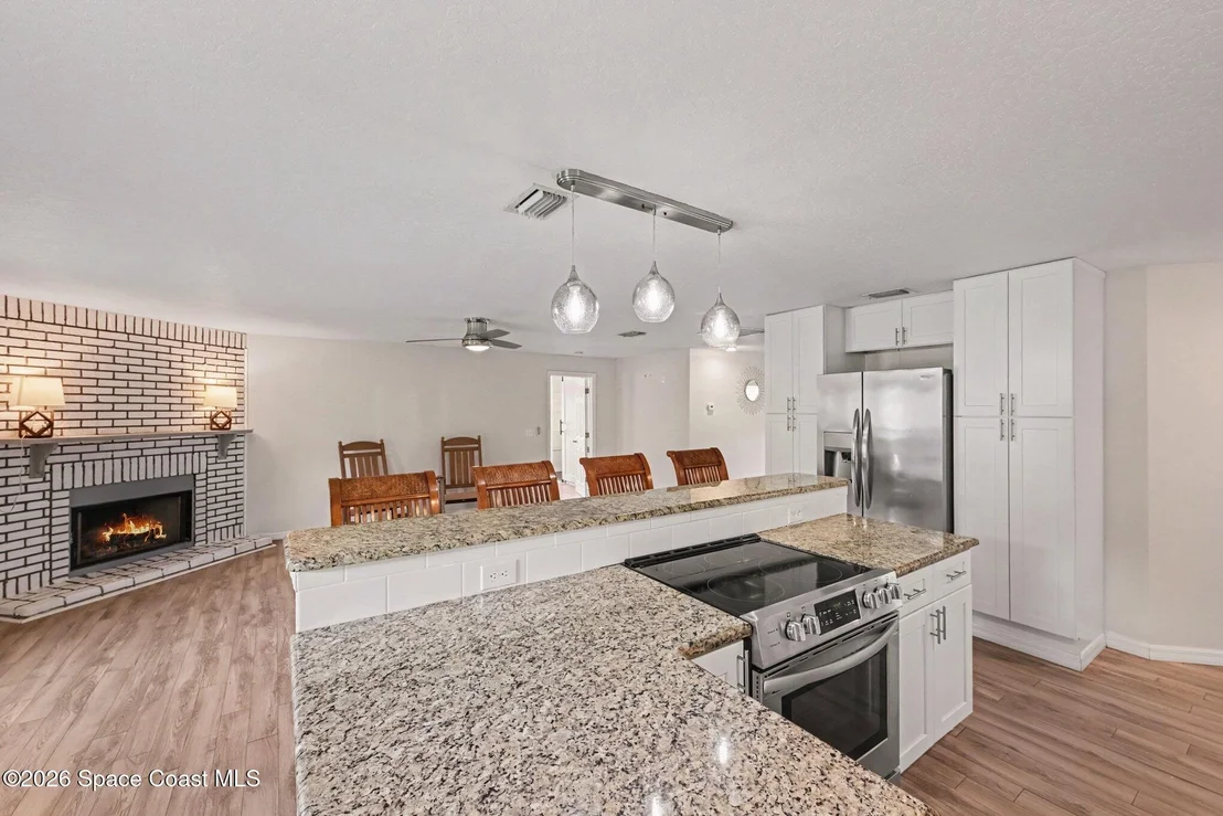 Photo of 1019 Mandarin Drive NE