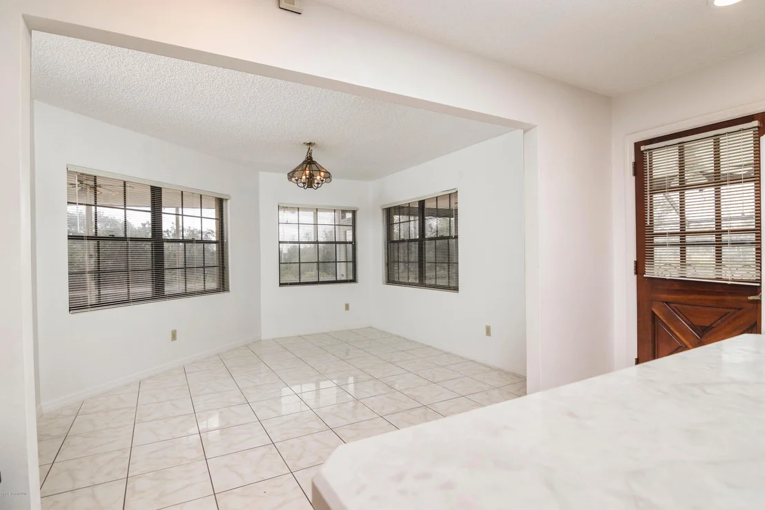 Photo of 2310 Holder Road