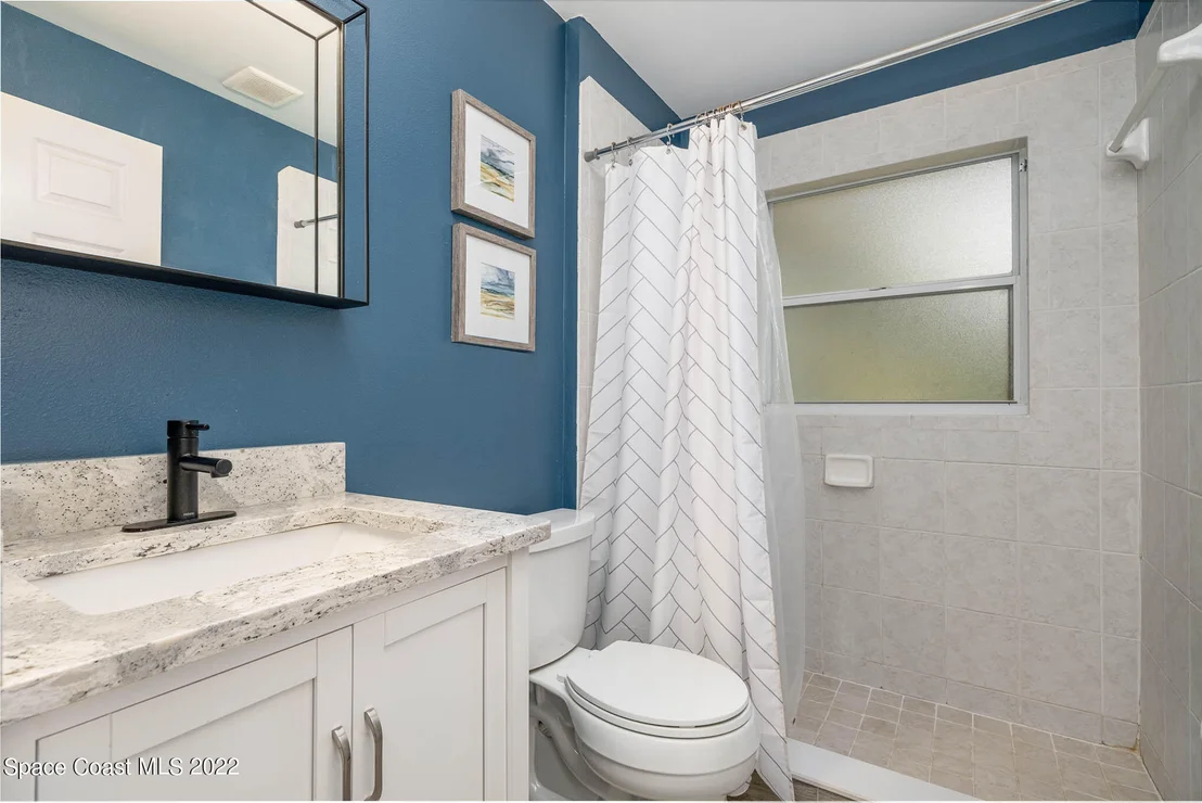 Photo of 1434 Van Eck Road NE