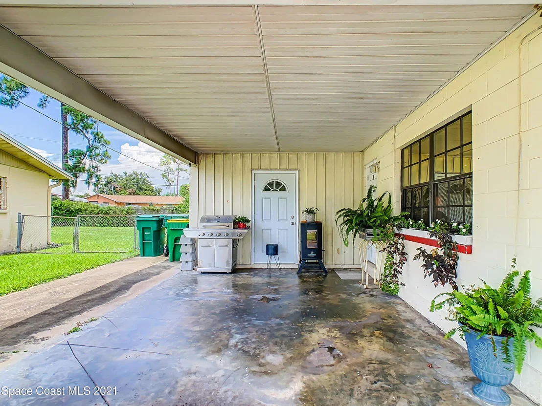 Photo of 1306 Moss Lane