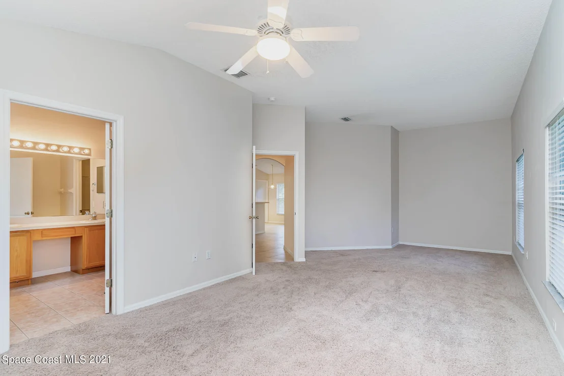 Photo of 1051 Olde Bailey Lane
