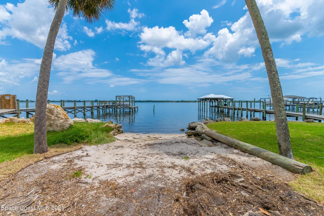 Photo of 2159 Rockledge Drive