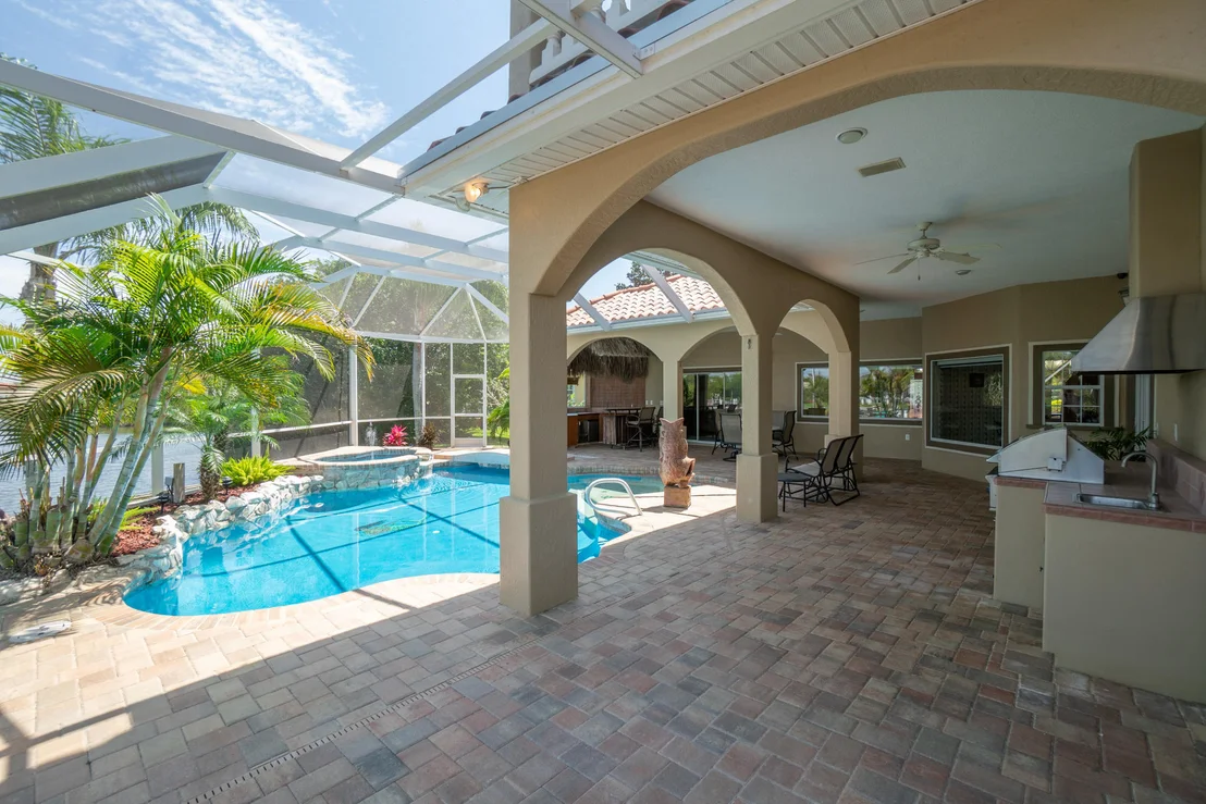 Photo of 502 Topsail Drive
