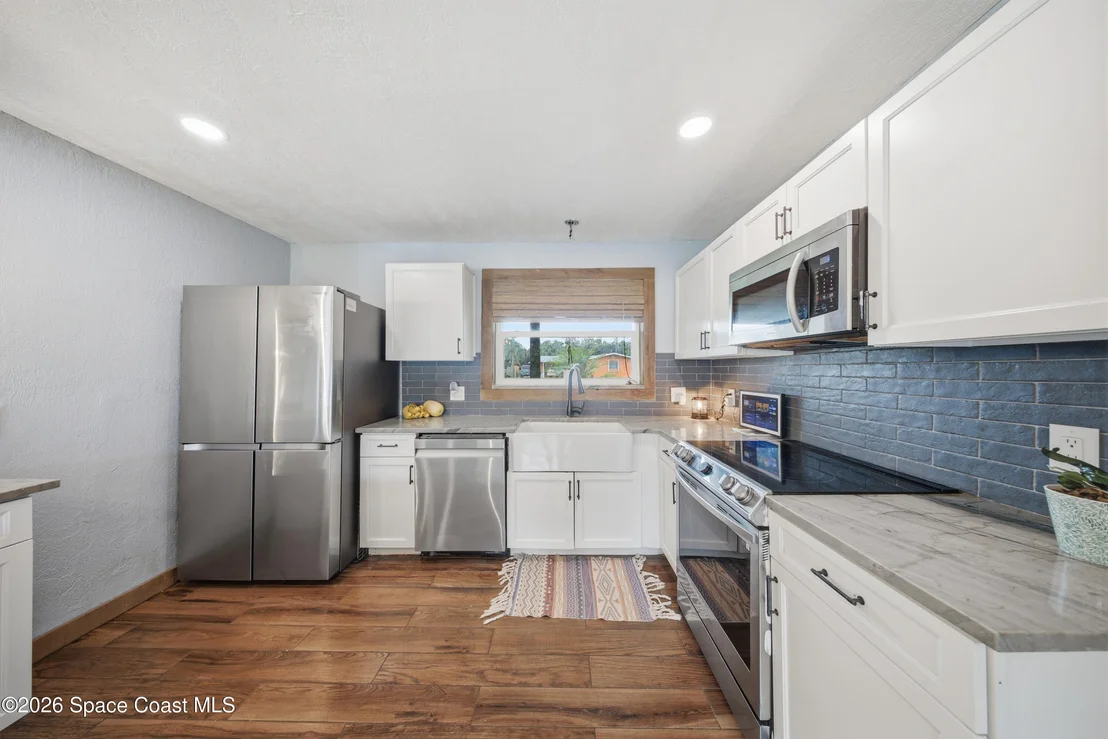 Photo of 112 Lagoon Avenue