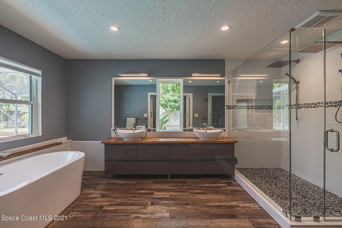 Photo of 404 6th Avenue