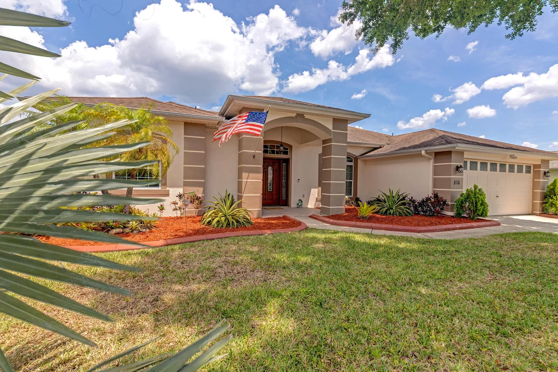 Photo of 876 Shoshone Lane