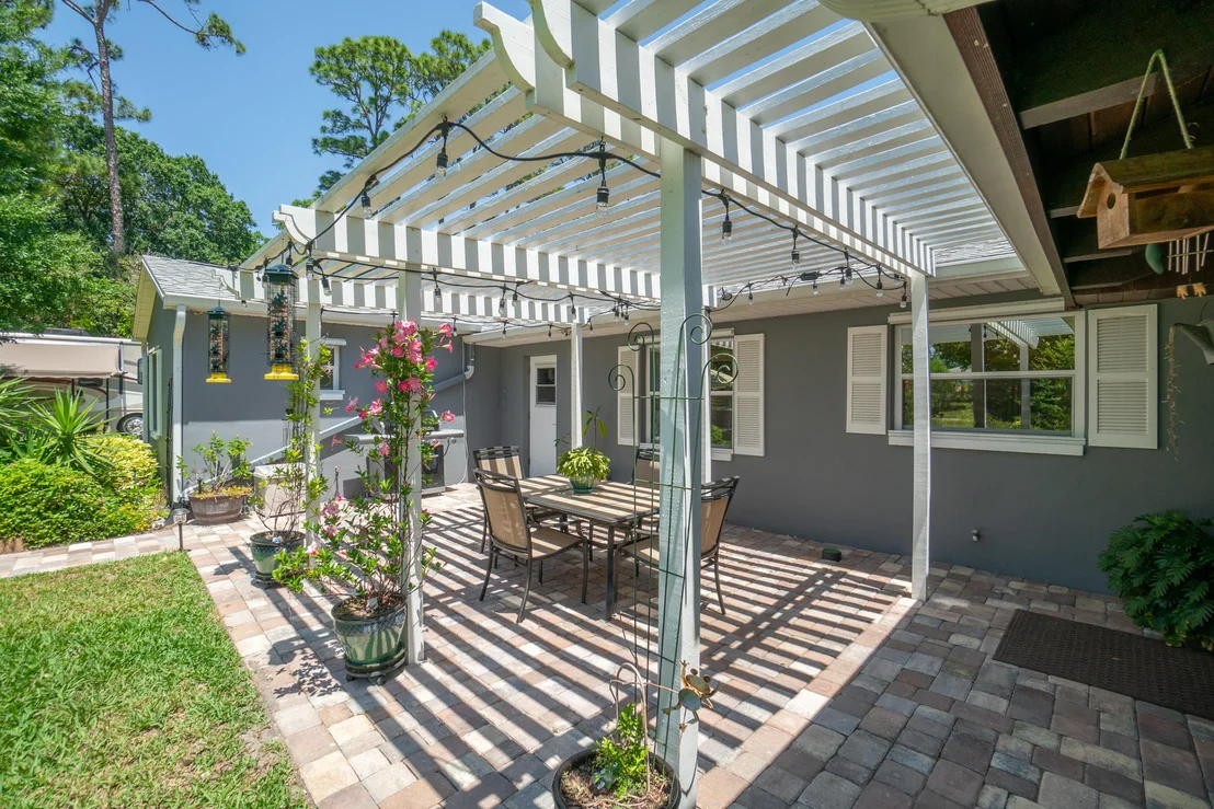 Photo of 1180 Ashlyn Drive