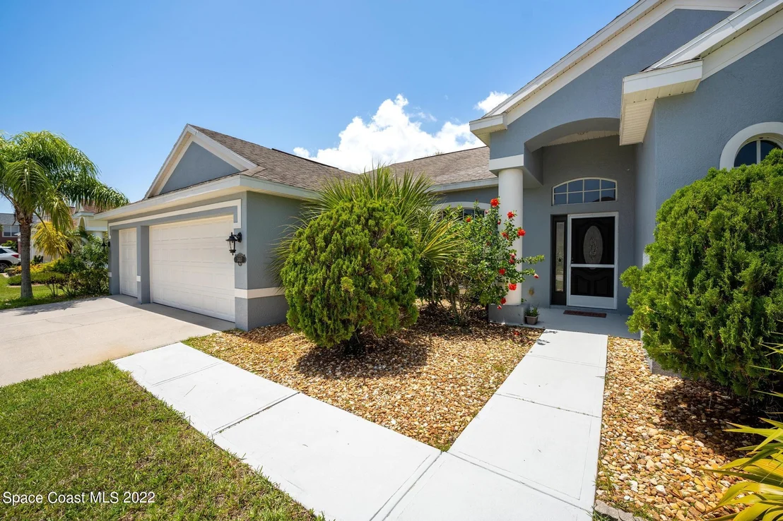 Photo of 3407 Peninsula Circle