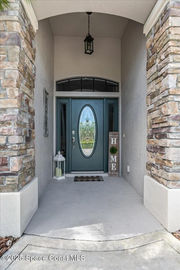 Photo of 2100 Windbrook Drive SE