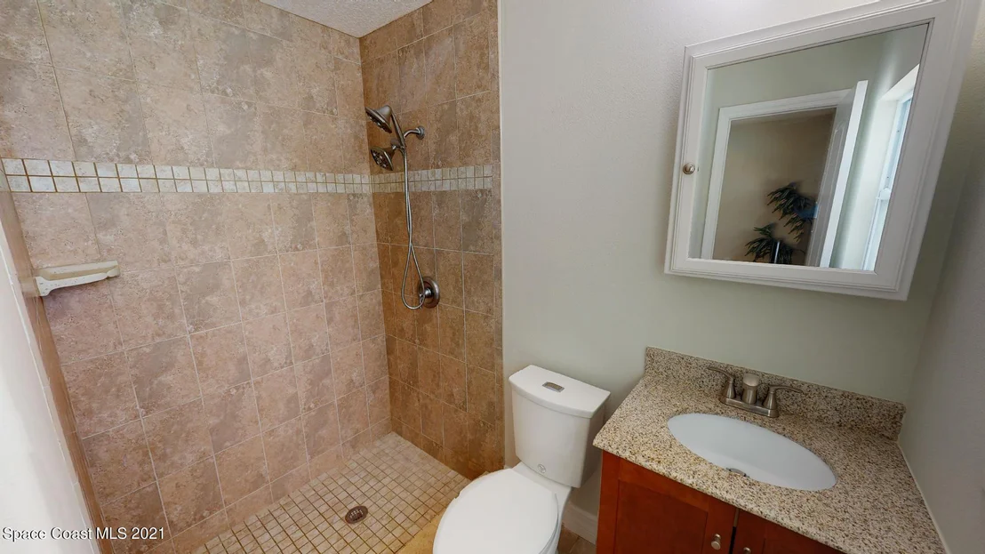 Photo of 302 Amherst Avenue