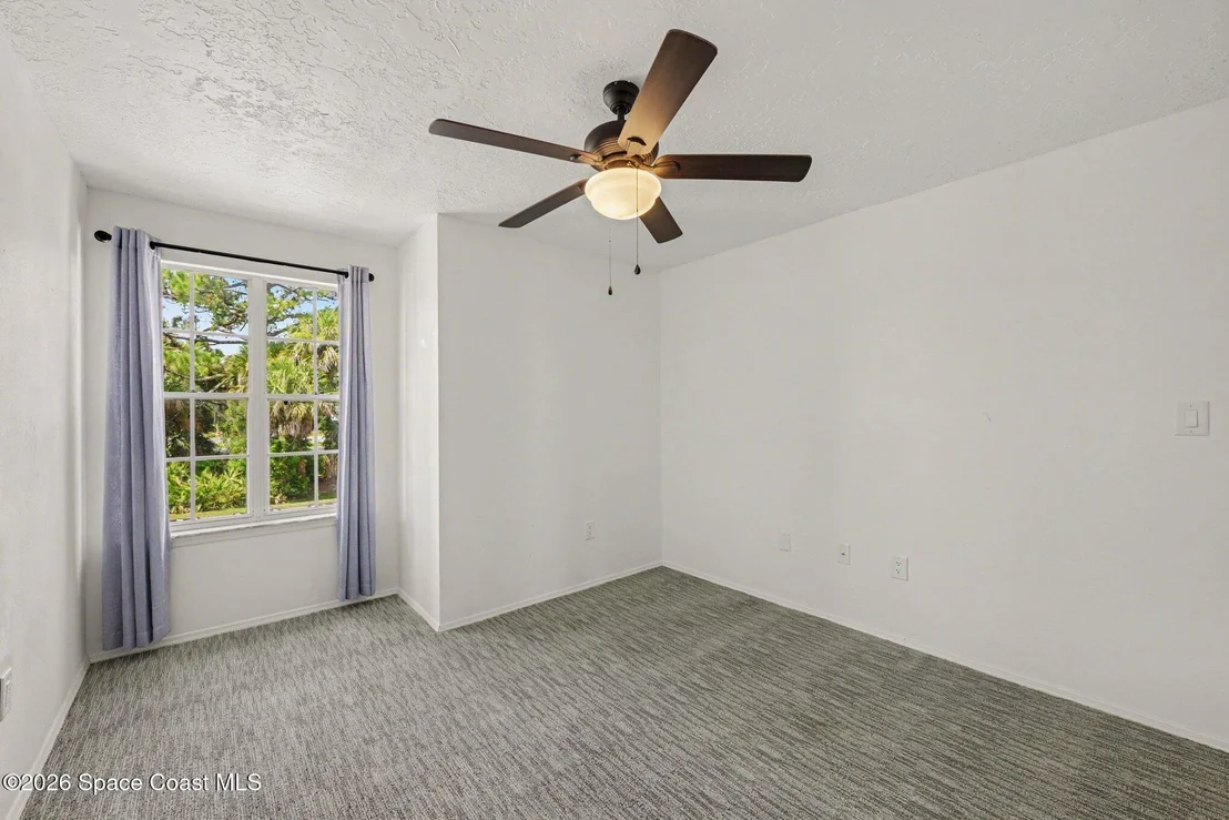 Photo of Unit UNITA202 at 7220 U.S. 1