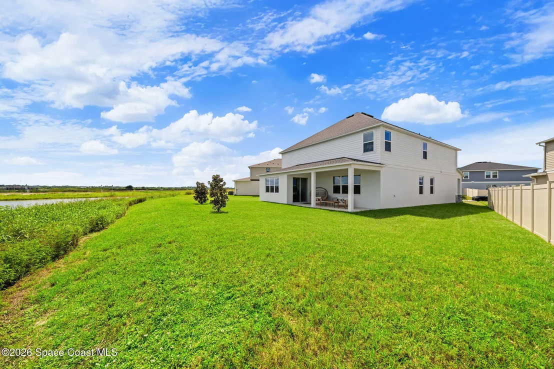 Photo of 446 Glaspell Circle SE