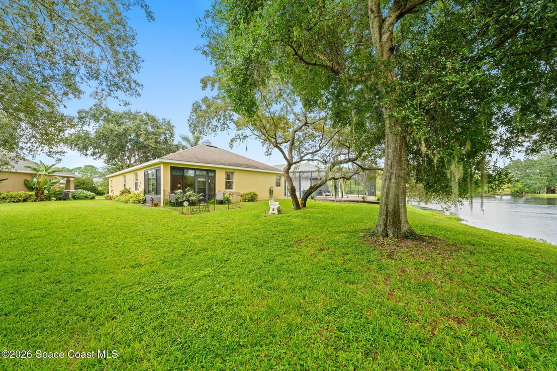 Photo of 511 Waterside Circle