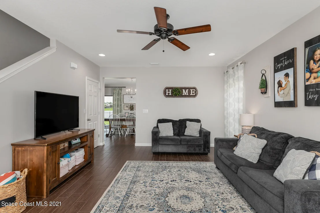 Photo of 739 Fiddleleaf Circle
