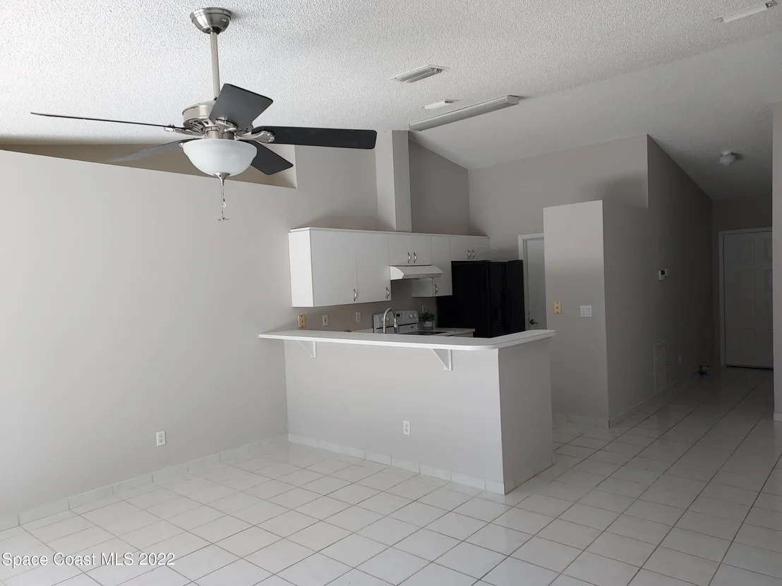 Photo of 941 Bimini Avenue