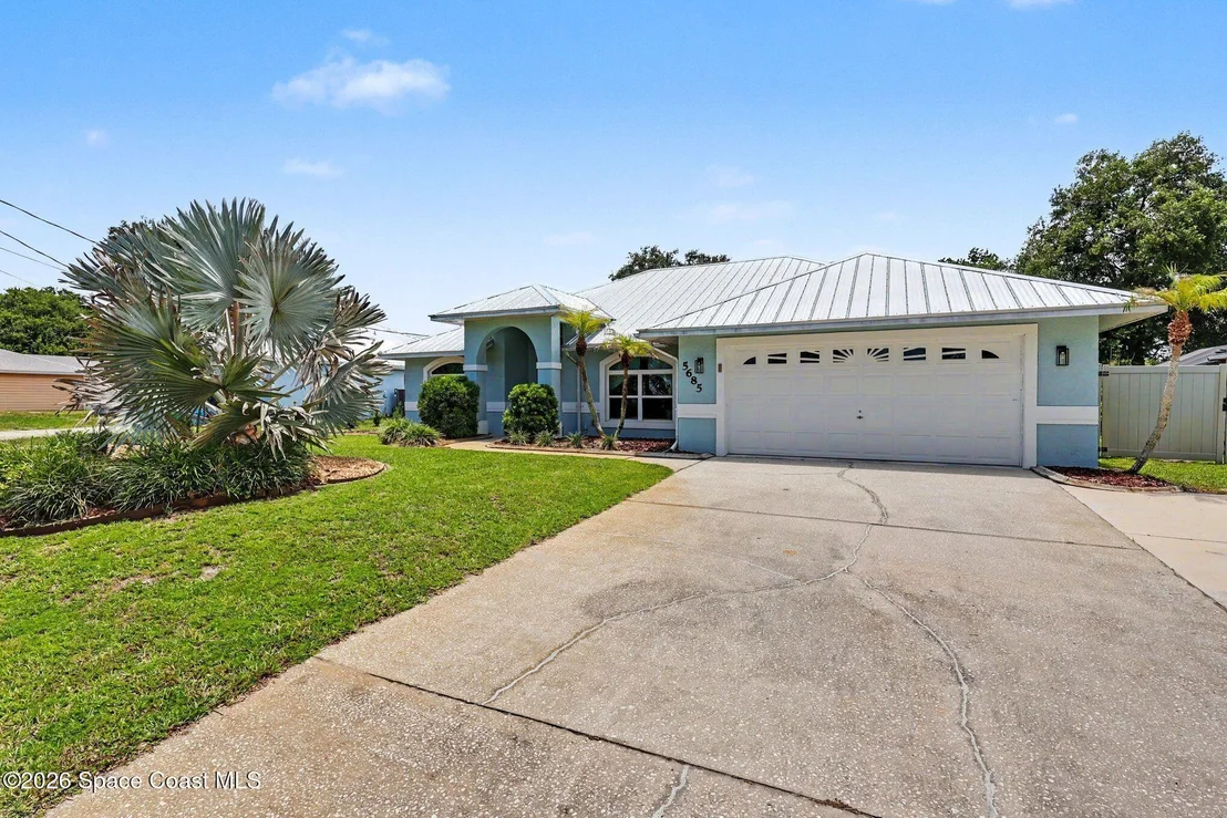 Photo of 5685 Beaverbrook Street