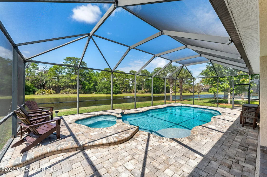 Photo of 8533 Drayton Circle