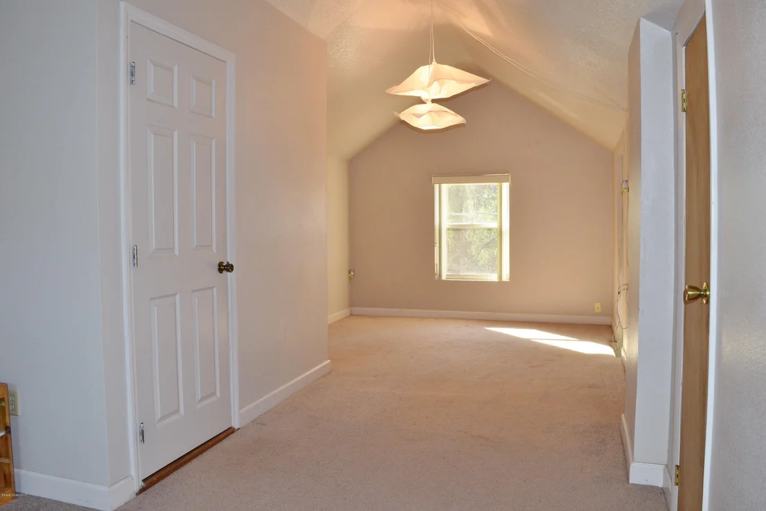 Photo of 25 Floridelphia Avenue