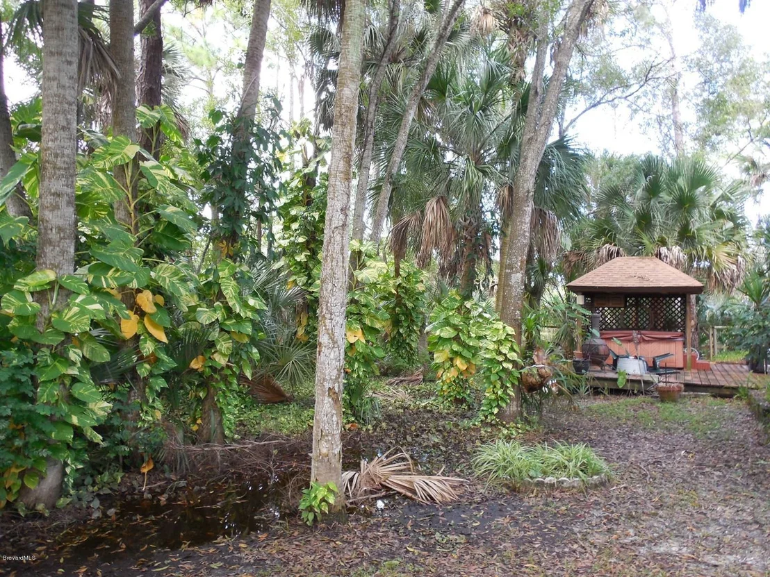 Photo of 920 SW Atz Road