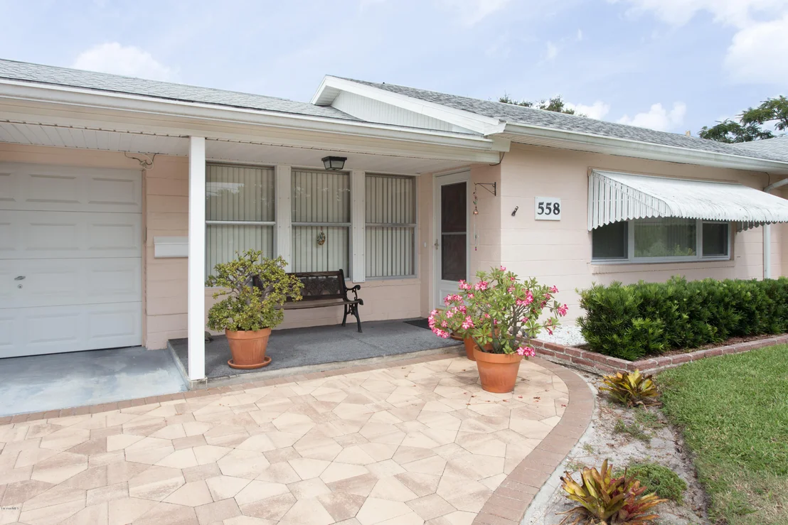 Photo of 558 Royal Palm Drive