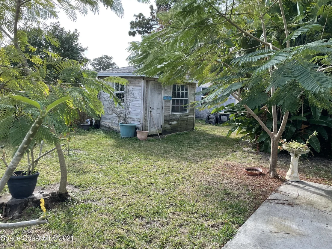 Photo of 1631 Old Colonial Way