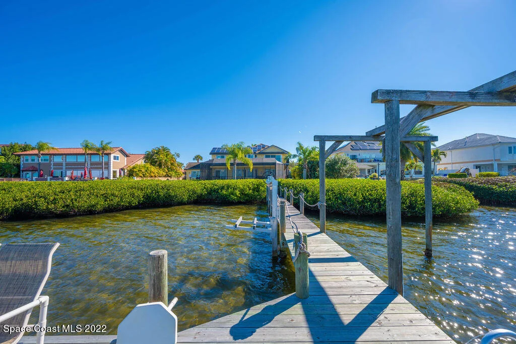 Photo of 460 Lanternback Island Drive