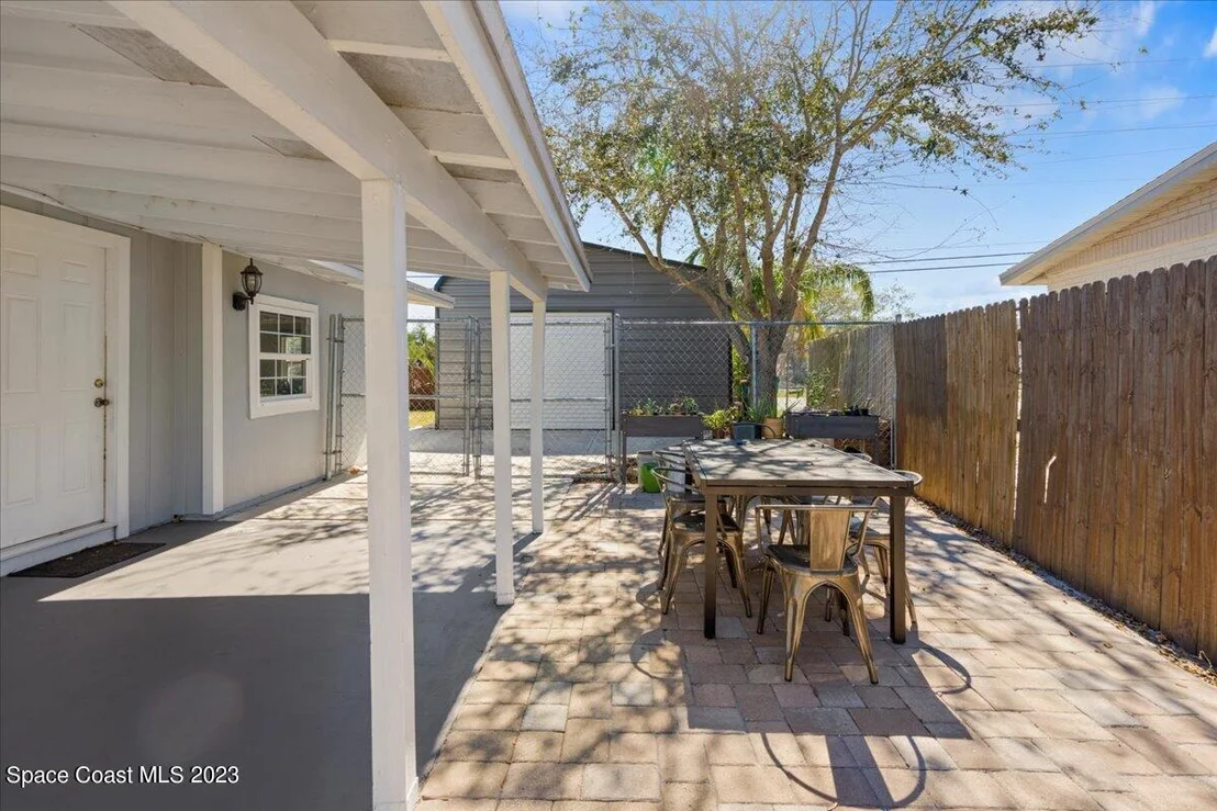 Photo of 2375 Sadler Lane