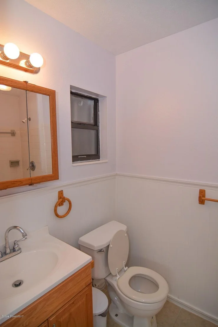 Photo of 857 Ixora Drive