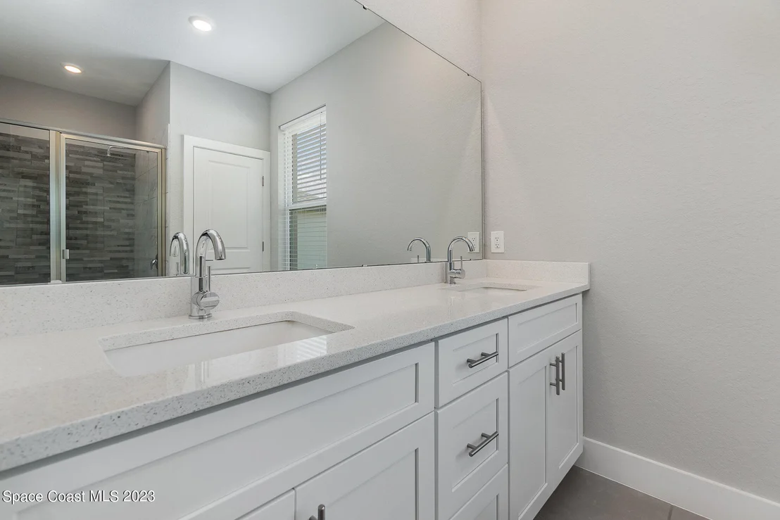 Photo of 1253 Amazon Lane