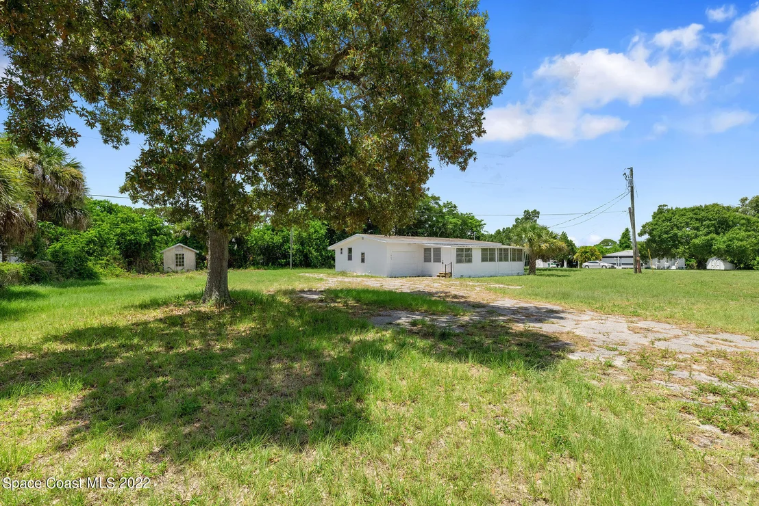 Photo of 1805 W Elm Drive
