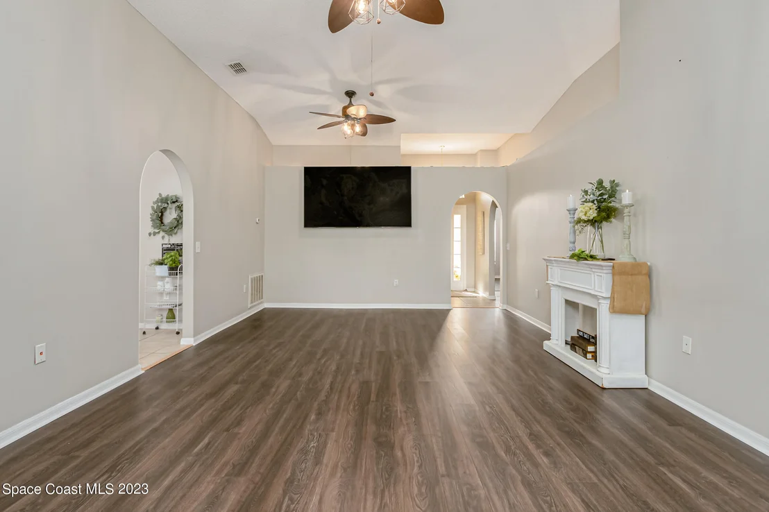 Photo of 4540 Bellaluna Drive