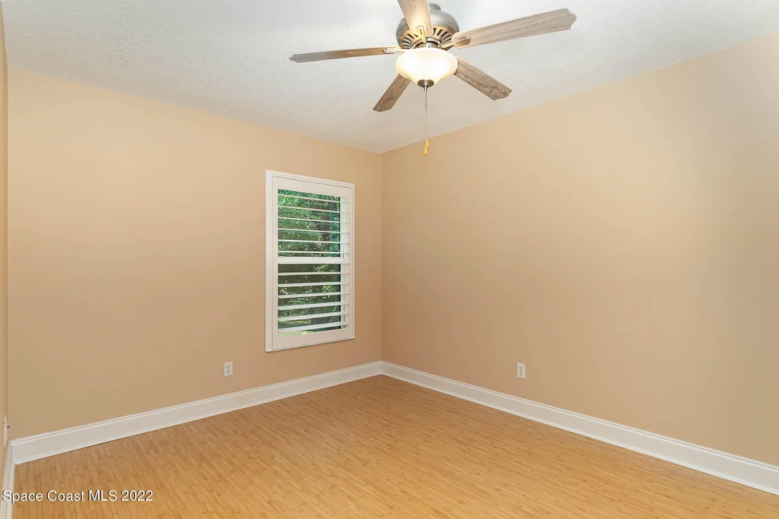 Photo of 6573 Sheridan Road