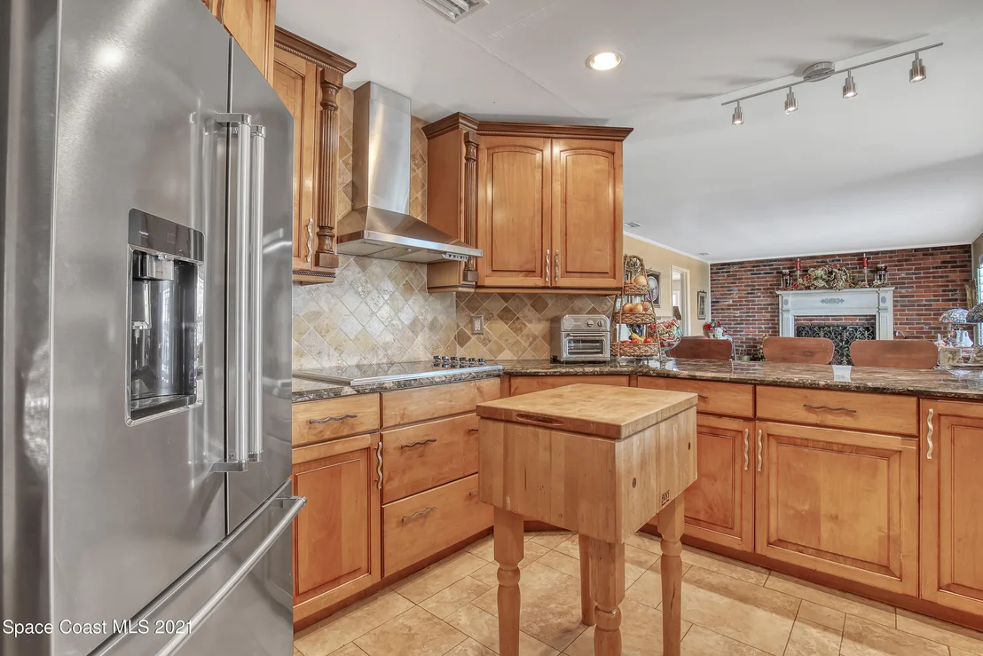 Photo of 227 Jamaica Drive
