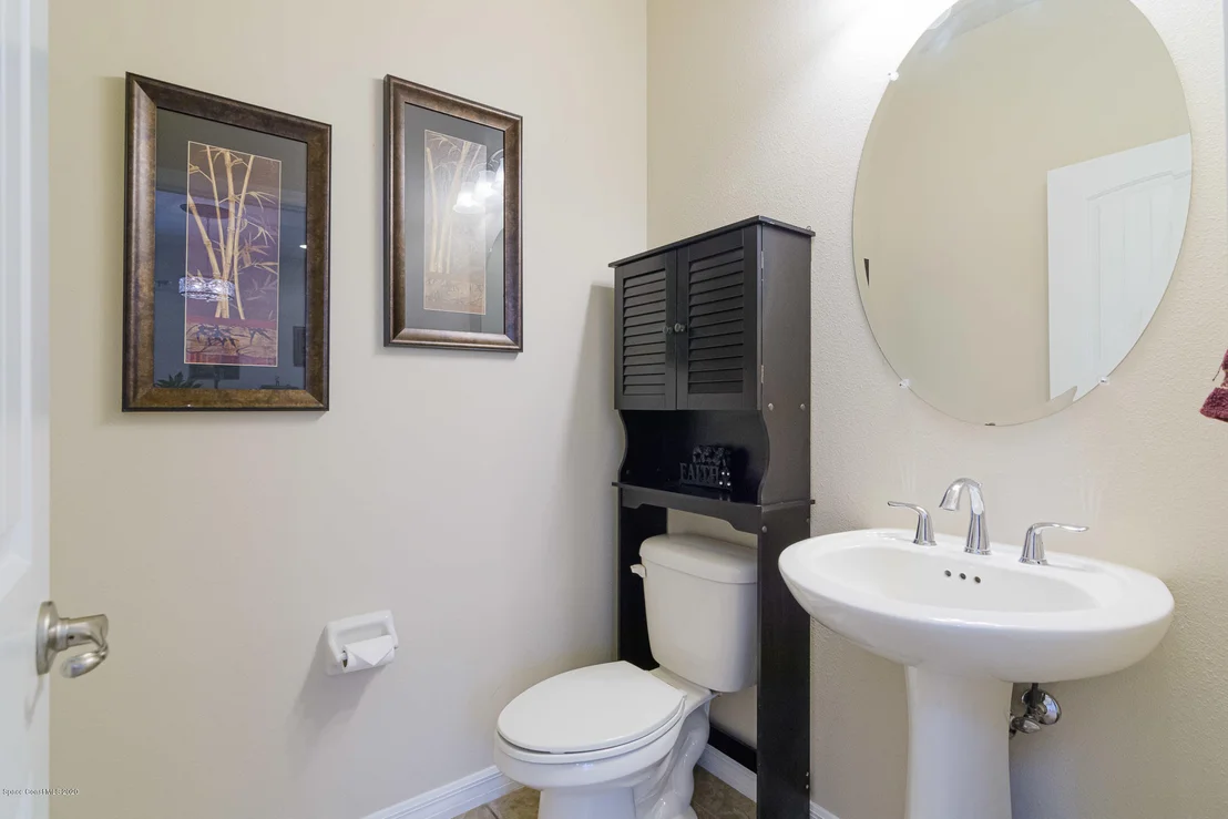 Photo of 2890 Casterton Drive