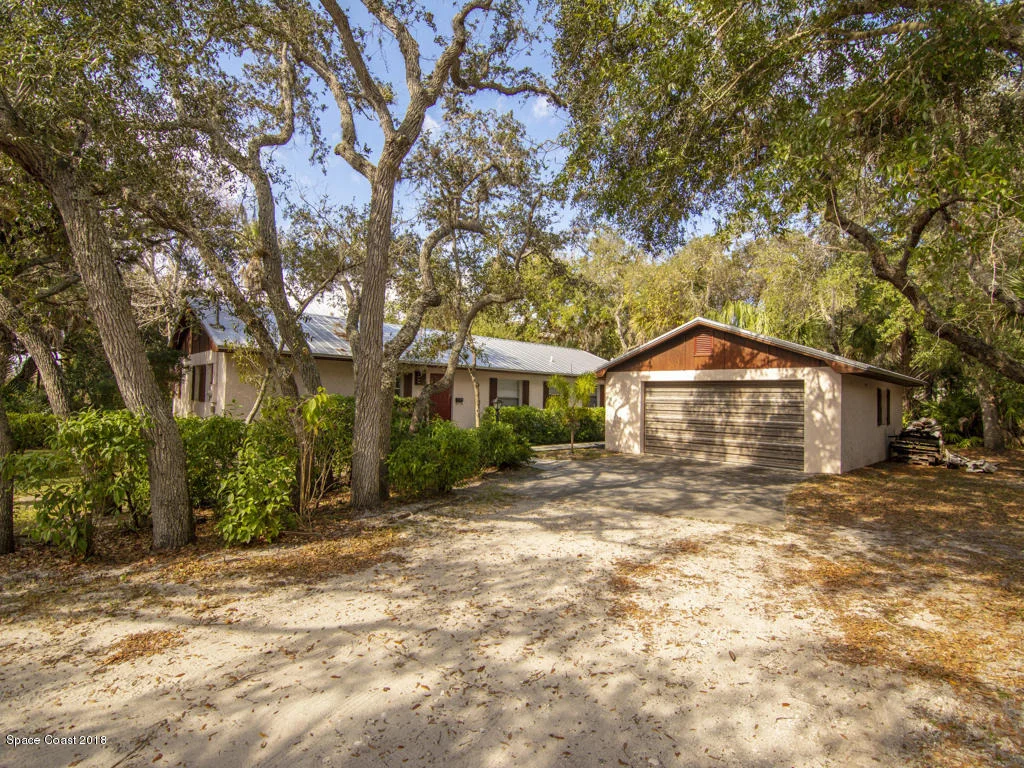 Photo of 11625 Roseland Road