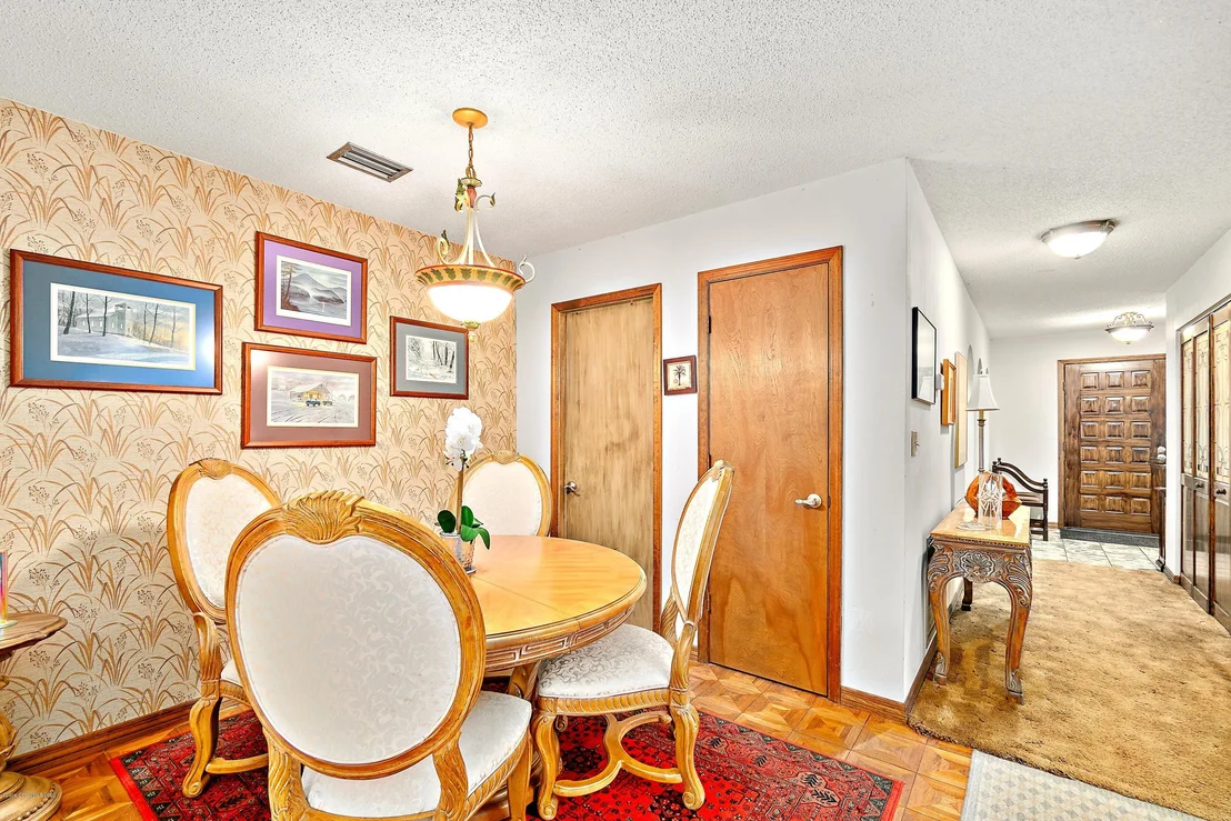 Photo of 1255 Friday Road