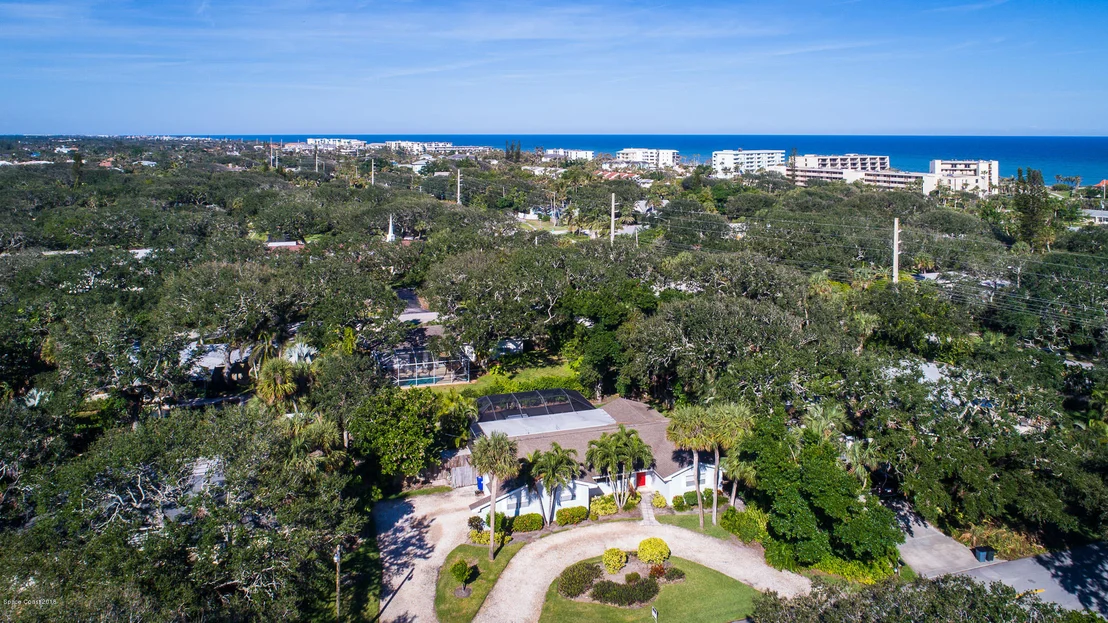 Photo of 663 Eugenia Road