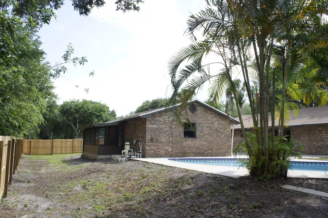 Photo of 1833 Oakwood