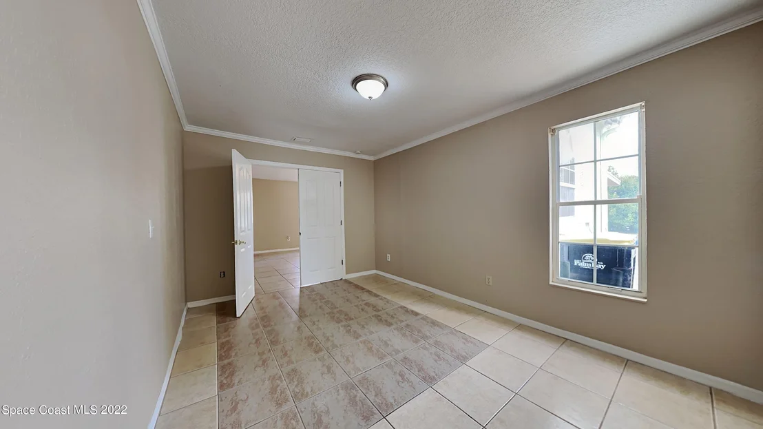 Photo of 874 Wateroak Drive NE