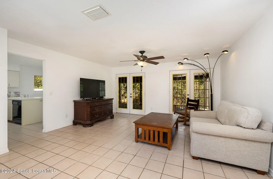 Photo of 362 Nikomas Way