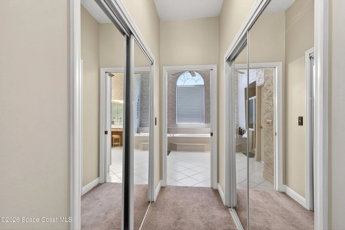 Photo of 900 Bluegrass Lane