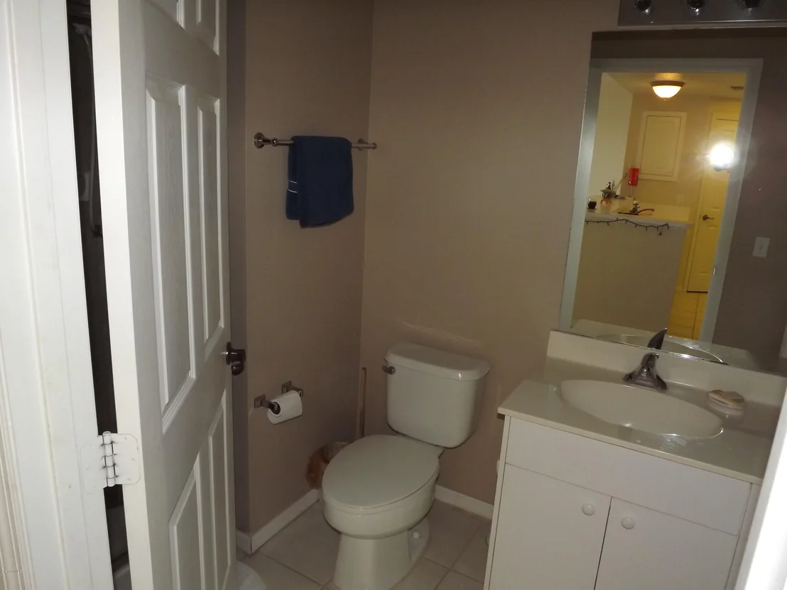 Photo of Unit 404 at 102 Riverside Drive