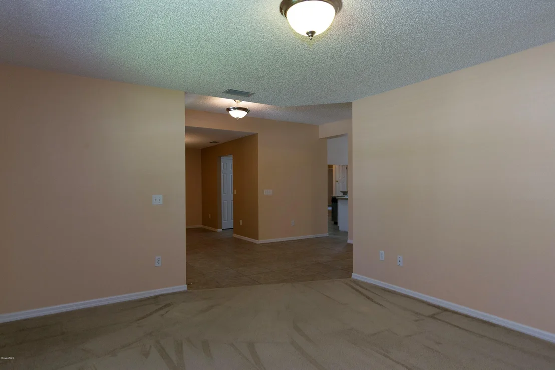 Photo of 1740 Whitman Drive
