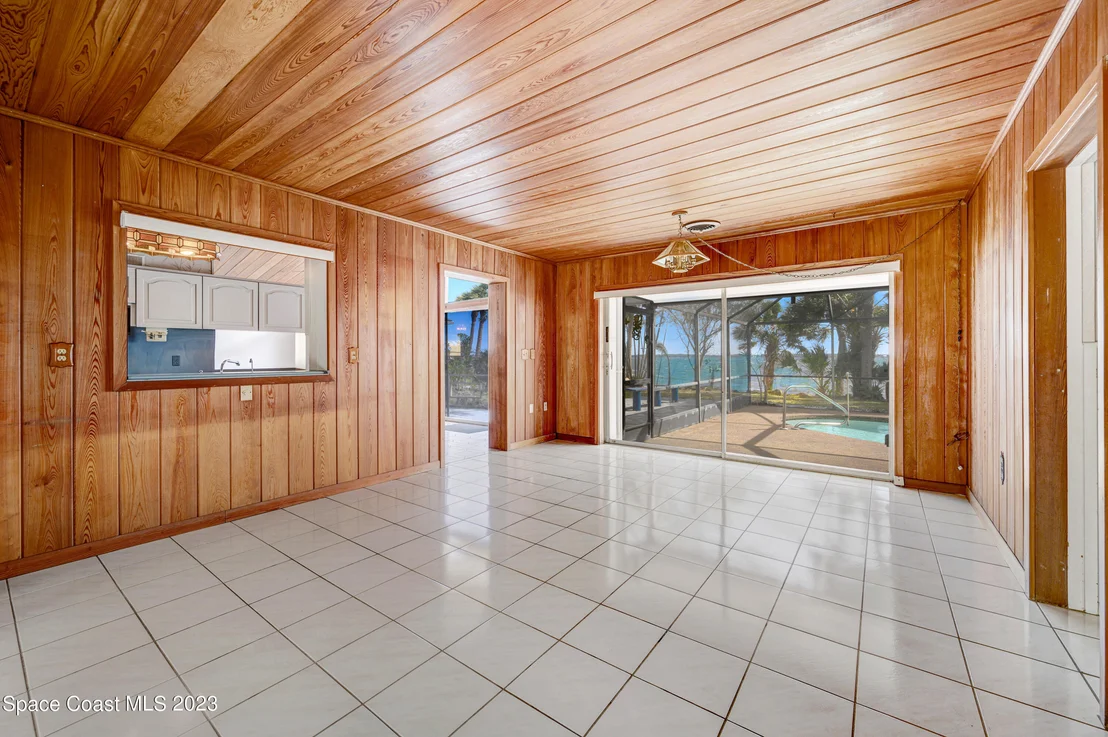 Photo of 3577 N Sylvan Lane