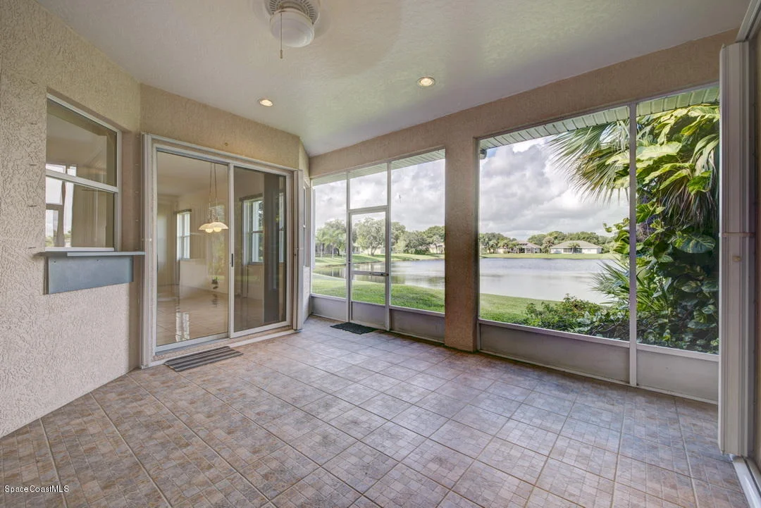 Photo of 843 Spring Oak Drive