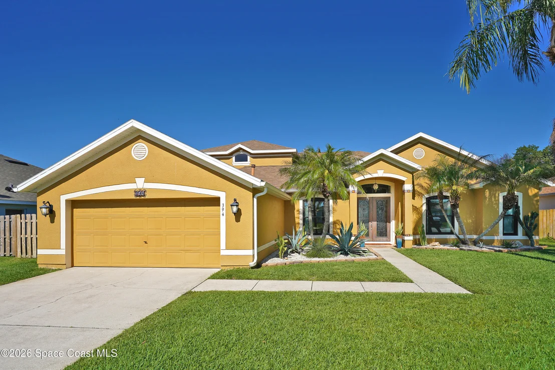 Photo of 394 Tunbridge Drive