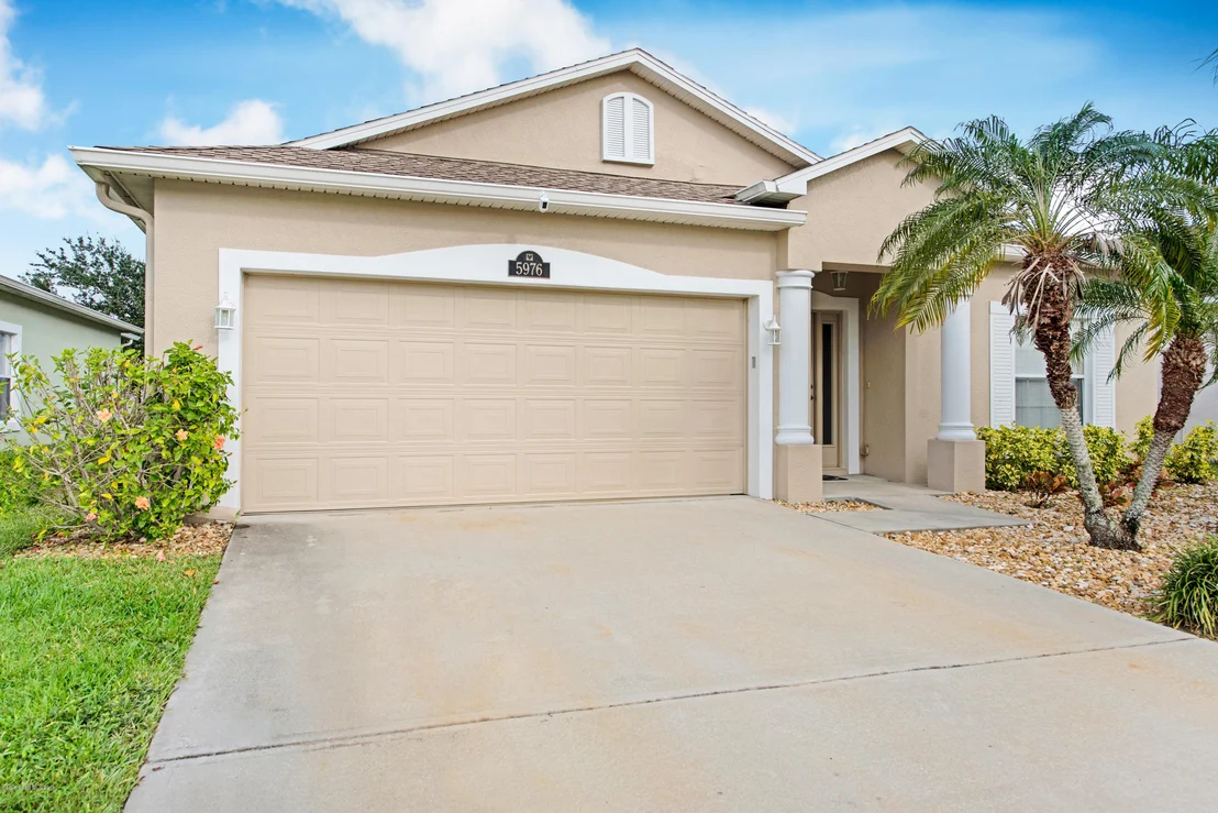 Photo of 5976 Indigo Crossing Drive
