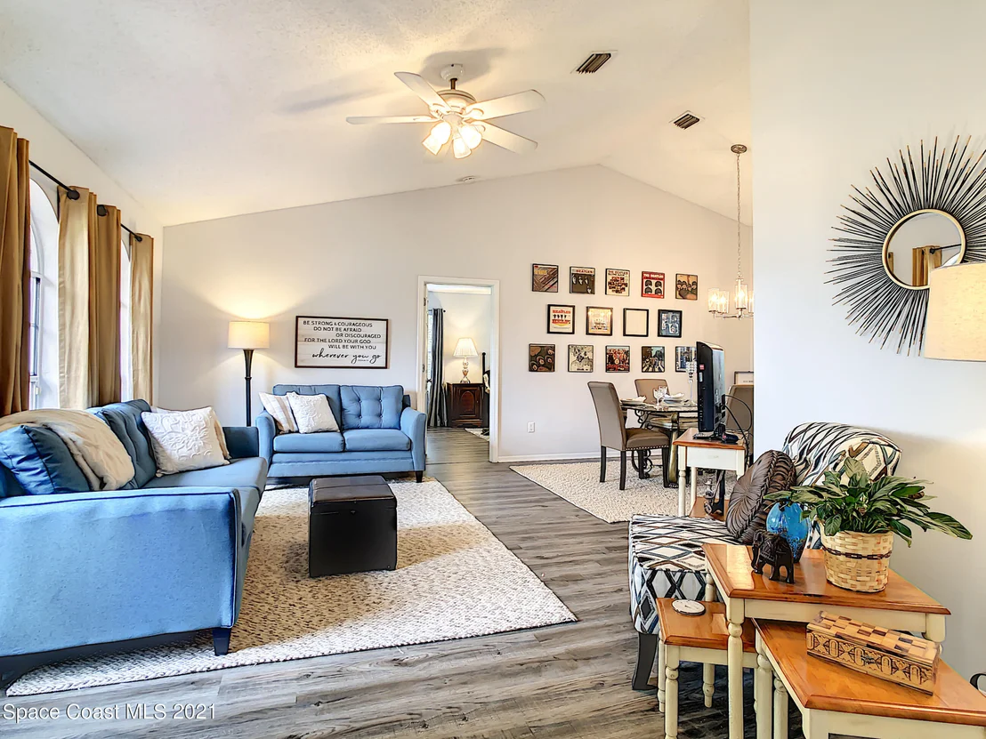 Photo of 3025 Pineda Crossing Drive